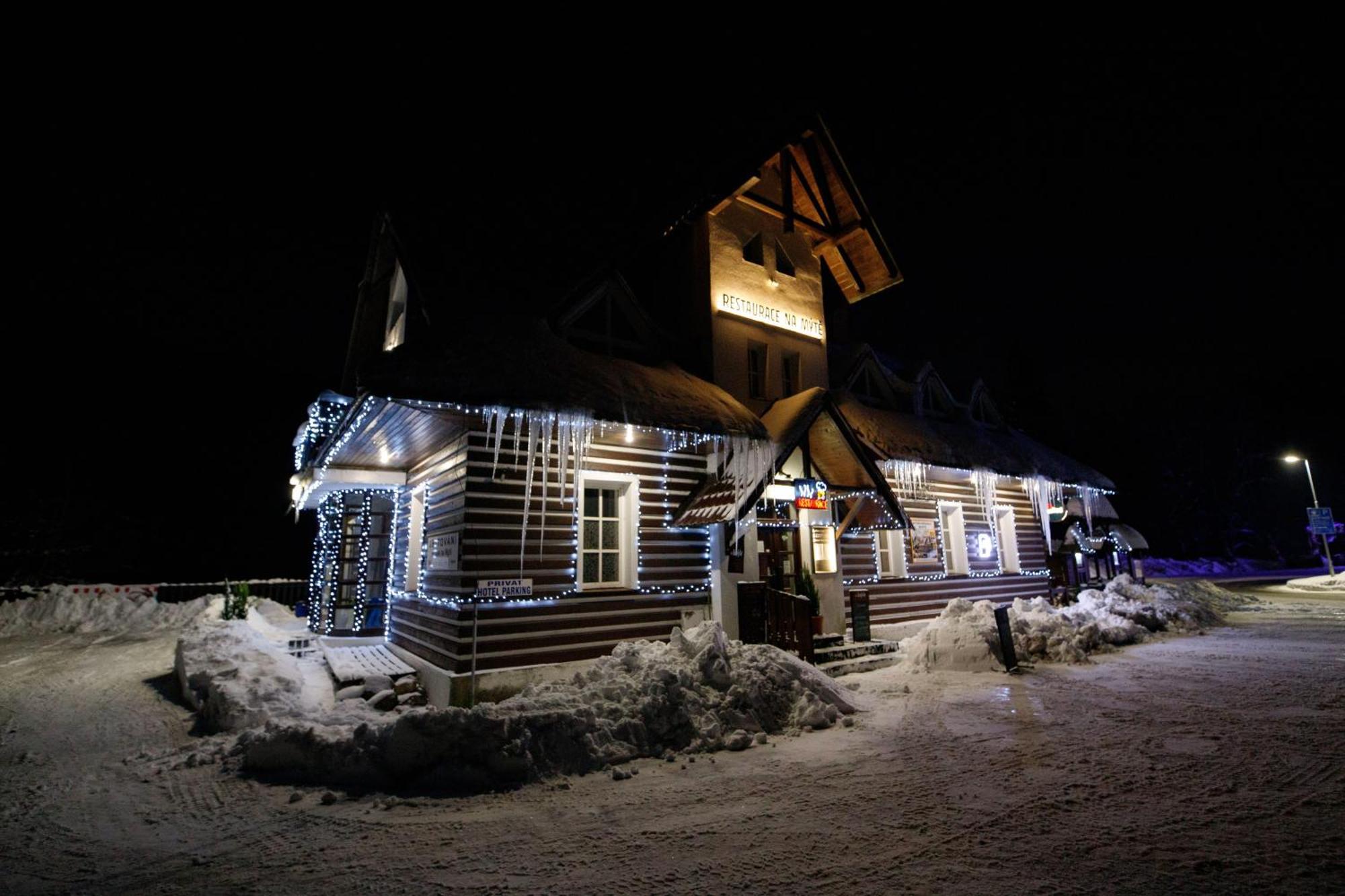 Hotylek Na Myte Otel Harrachov Dış mekan fotoğraf